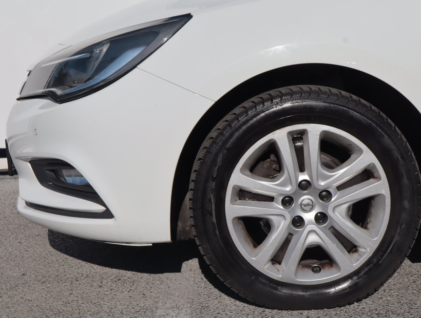 Opel Astra, 2018