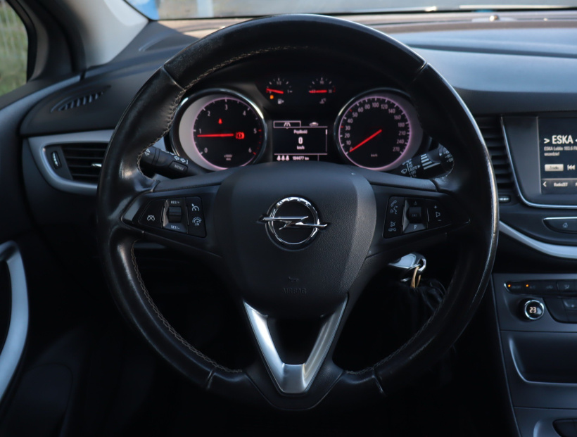 Opel Astra, 2018