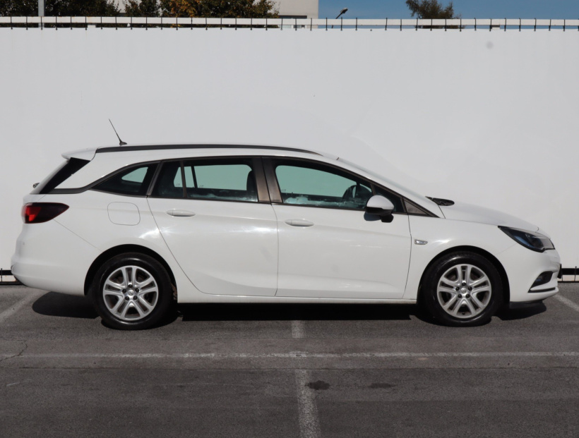 Opel Astra, 2018