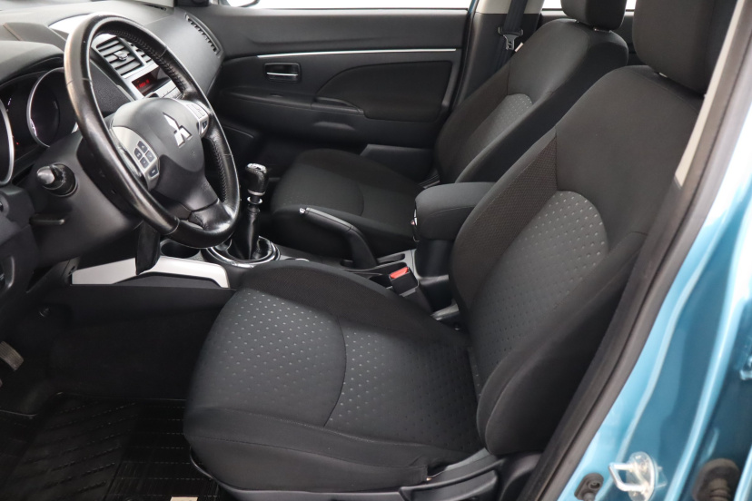Mitsubishi ASX, 2012