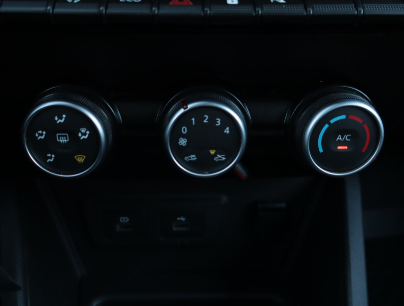 Dacia Duster, 2022