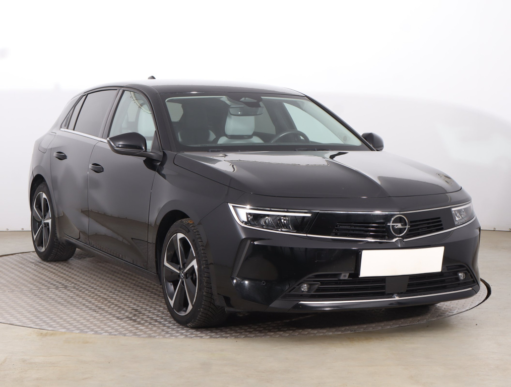 Opel Astra, 2022
