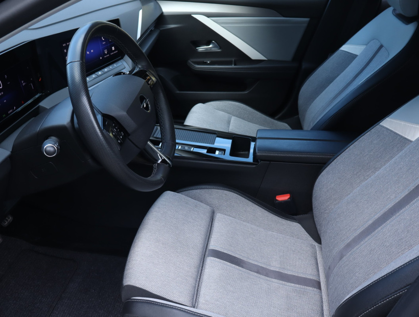 Opel Astra, 2022