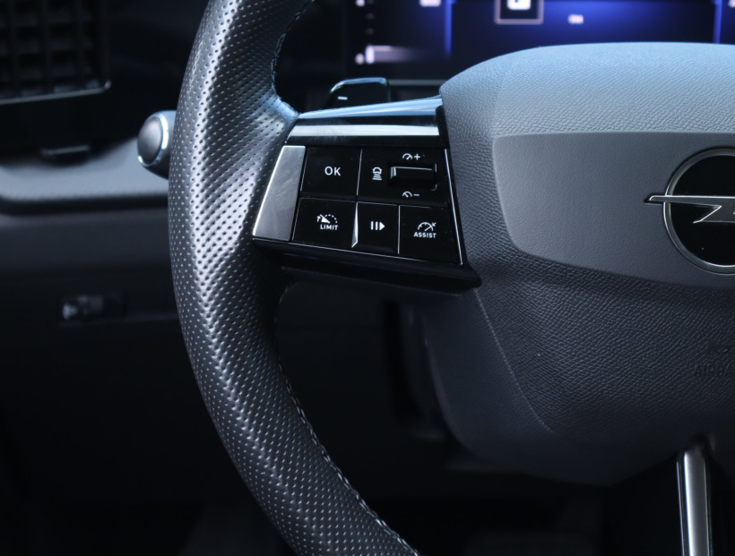 Opel Astra, 2022