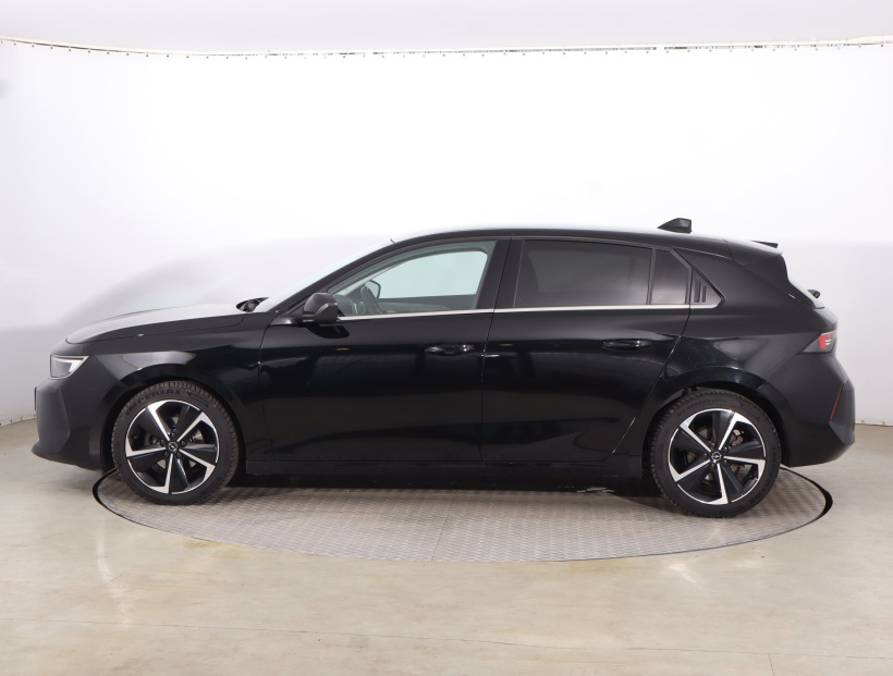 Opel Astra, 2022