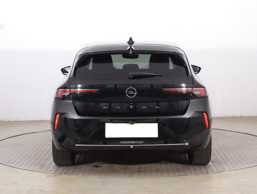 Opel Astra, 2022