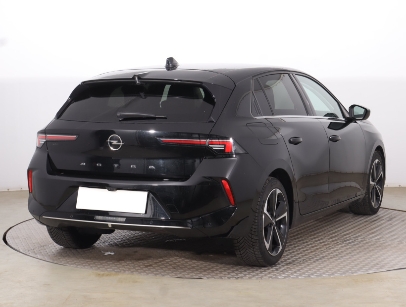 Opel Astra, 2022
