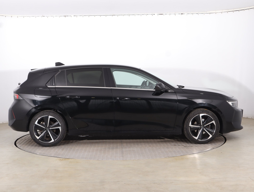 Opel Astra, 2022