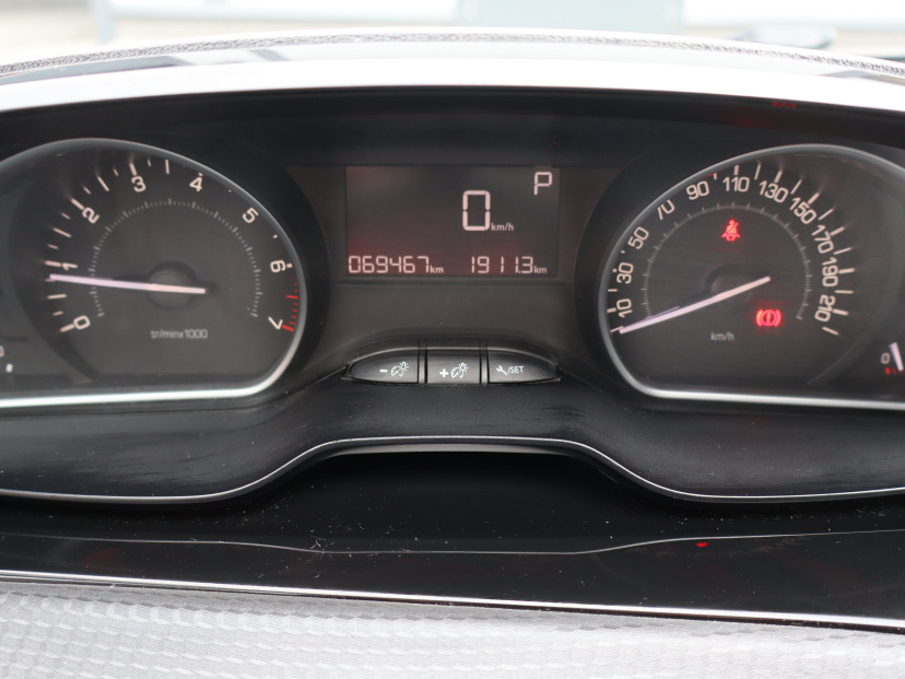 Peugeot 2008, 2018