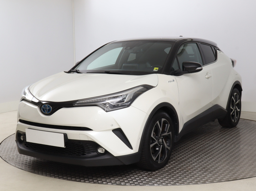 Toyota C-HR, 2016