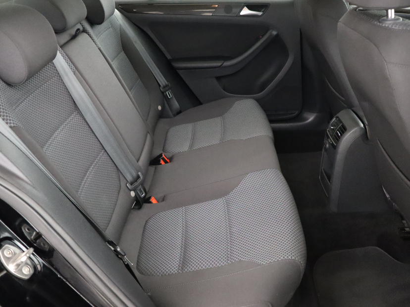 Volkswagen Jetta, 2017
