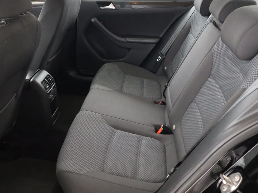 Volkswagen Jetta, 2017