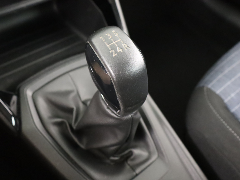 Peugeot 208, 2021