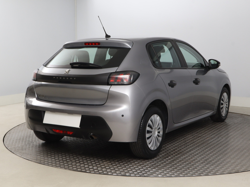 Peugeot 208, 2021