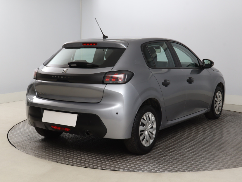 Peugeot 208, 2021