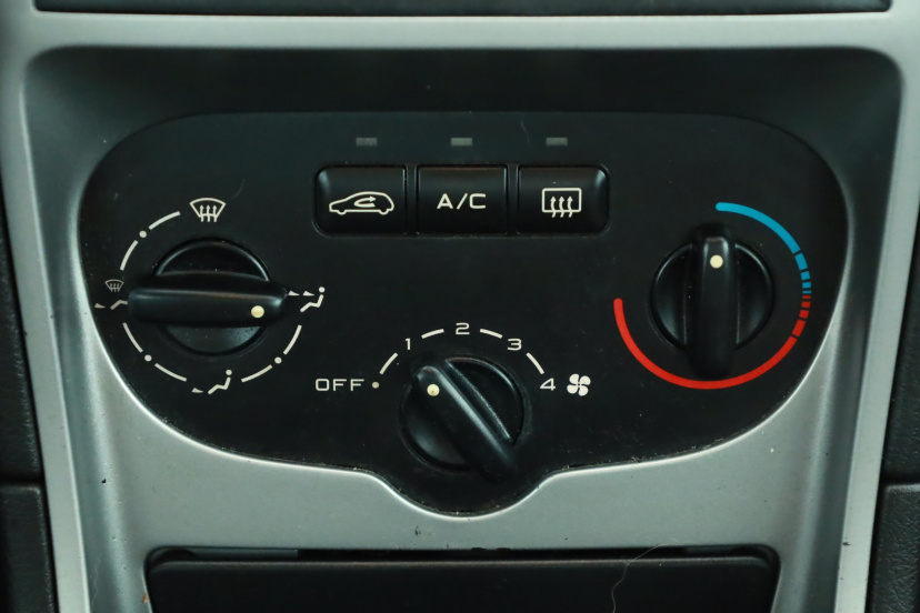 Peugeot 307, 2003