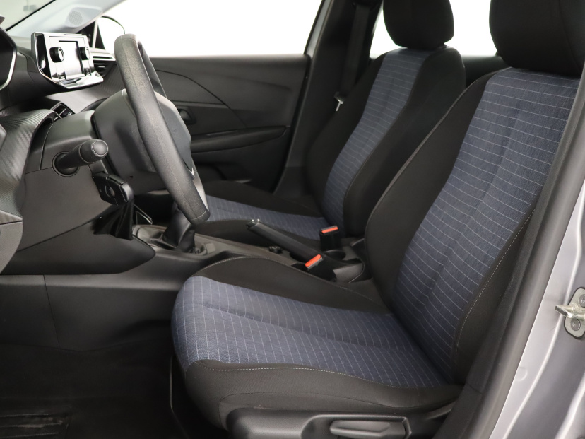 Peugeot 208, 2021