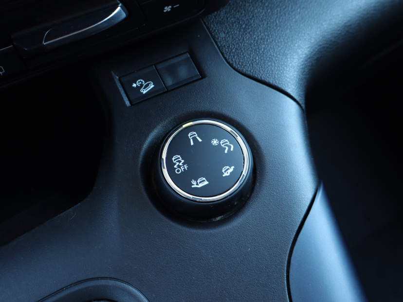 Peugeot Rifter, 2019