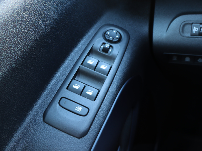 Peugeot Rifter, 2019