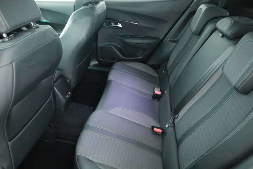 Peugeot 2008, 2021