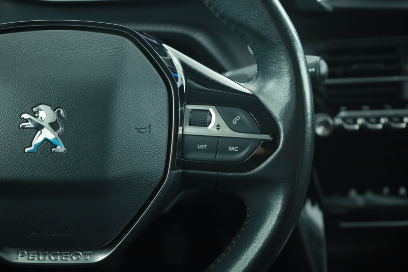 Peugeot 2008, 2021