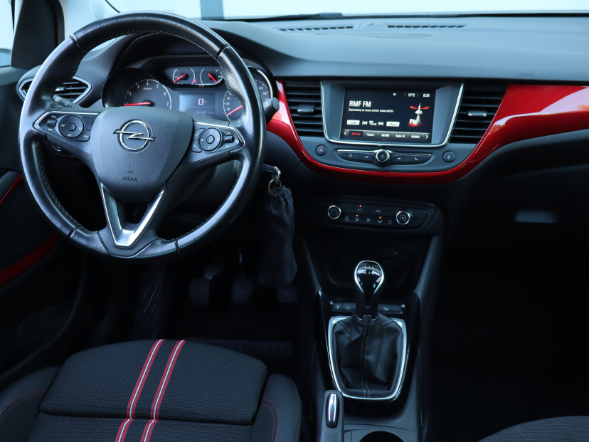 Opel Crossland, 2021
