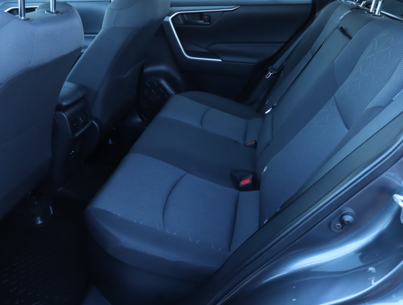 Toyota RAV 4, 2021