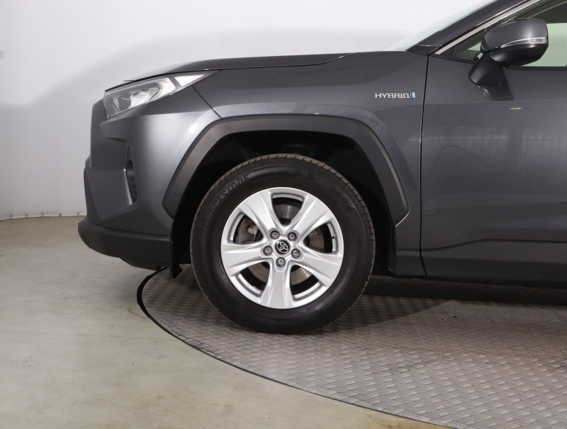 Toyota RAV 4, 2021