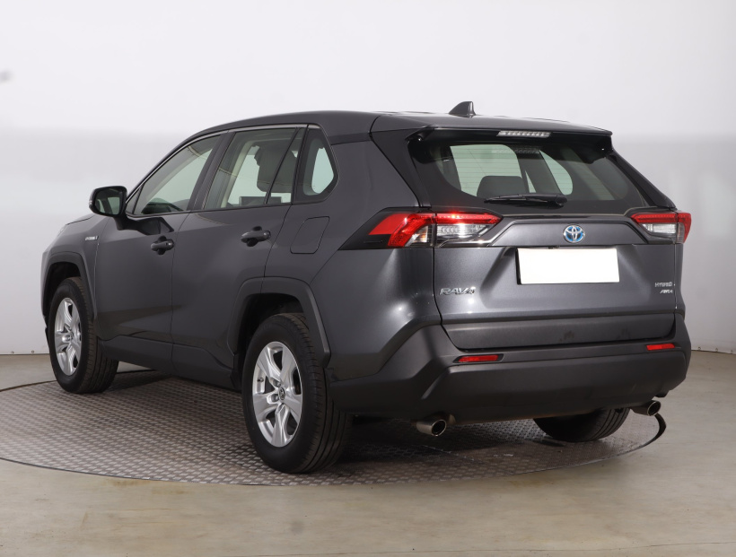 Toyota RAV 4, 2021