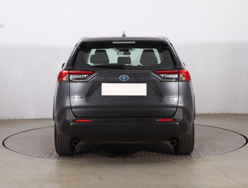Toyota RAV 4, 2021