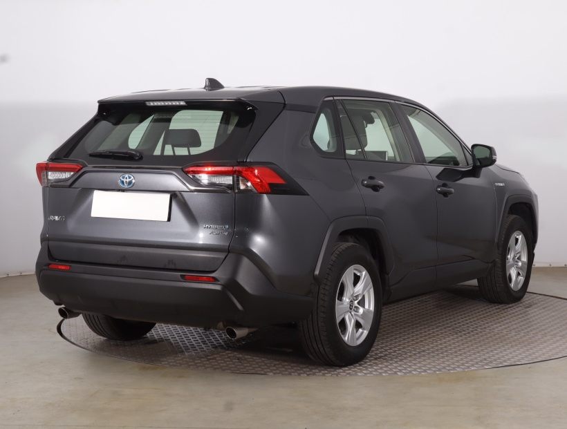 Toyota RAV 4, 2021