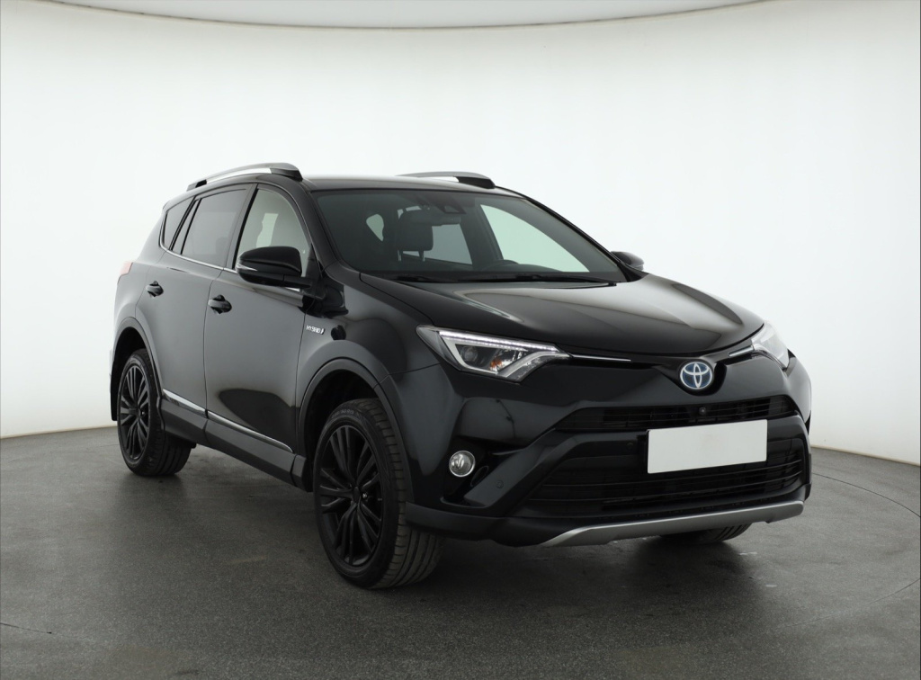 Toyota RAV 4, 2016