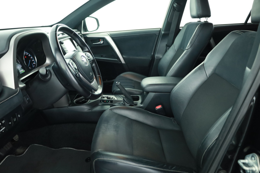 Toyota RAV 4, 2016