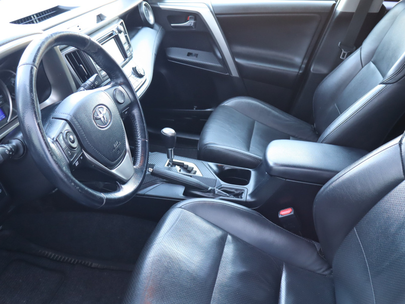 Toyota RAV 4, 2013