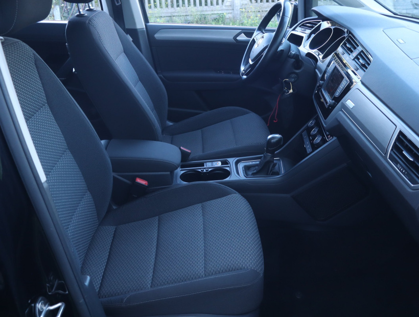 Volkswagen Touran, 2016