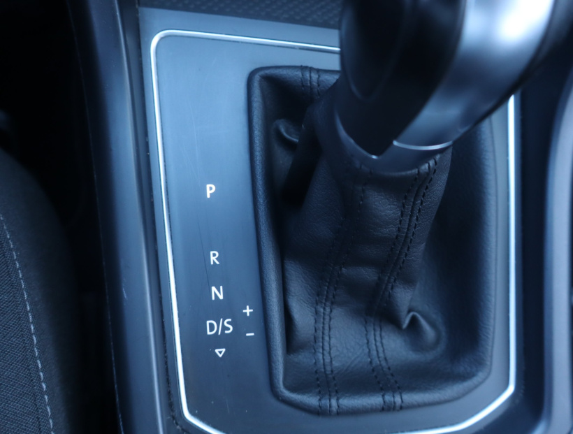 Volkswagen Touran, 2016