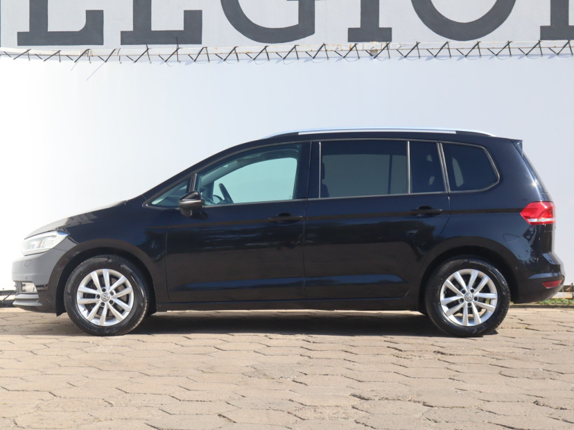 Volkswagen Touran, 2016