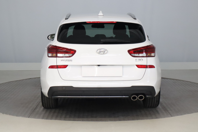 Hyundai i30, 2024