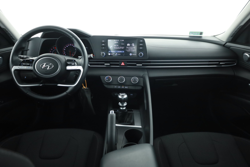 Hyundai Elantra, 2021