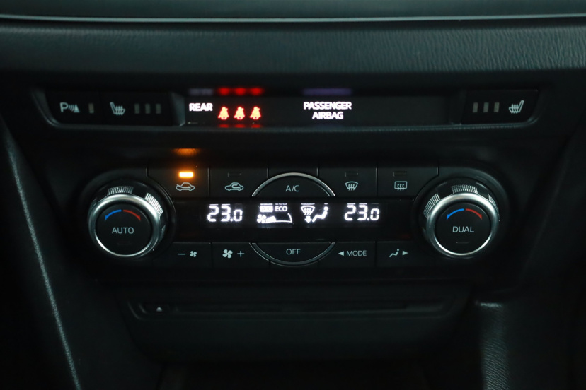 Mazda 3, 2015