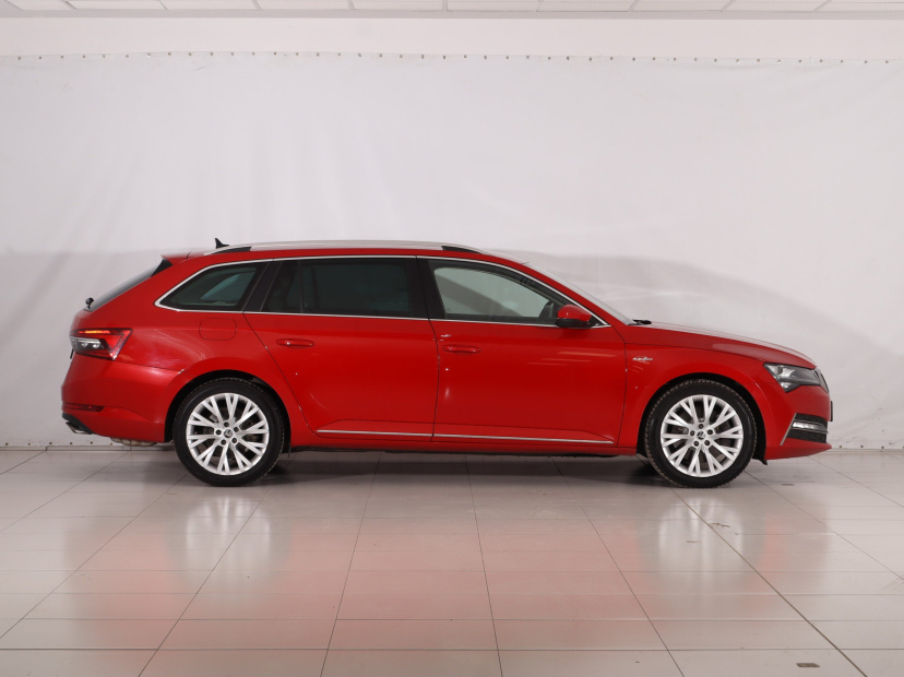 Škoda Superb, 2020