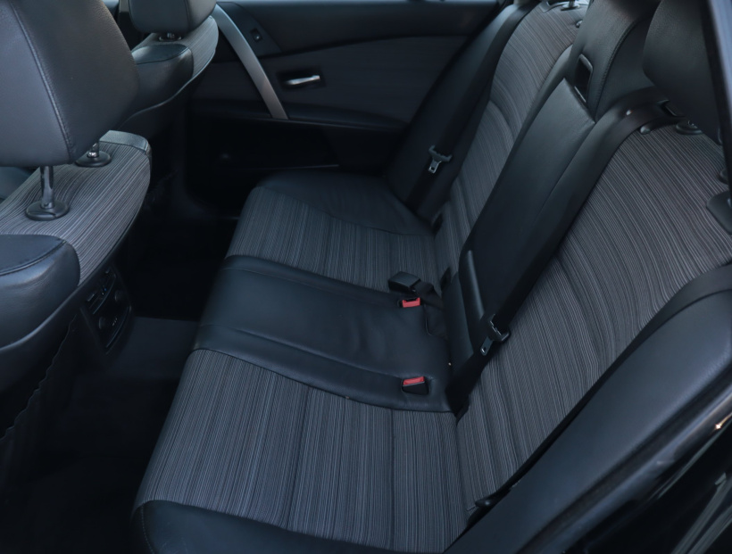 BMW 5, 2006