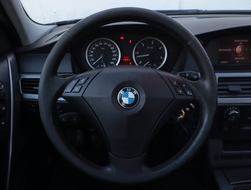 BMW 5, 2006