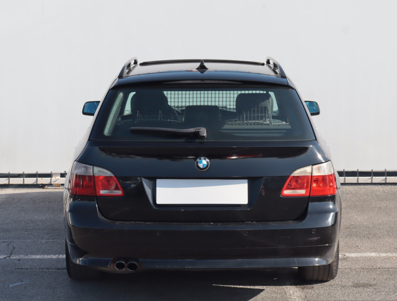BMW 5, 2006