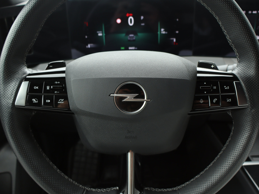 Opel Astra, 2024