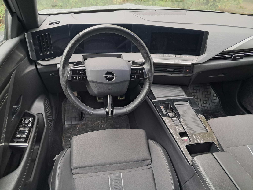 Opel Astra, 2024
