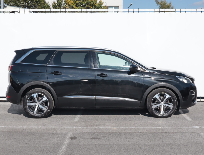 Peugeot 5008, 2017