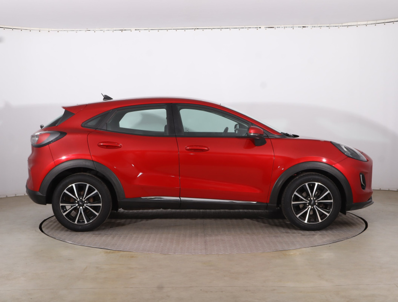 Ford Puma, 2021