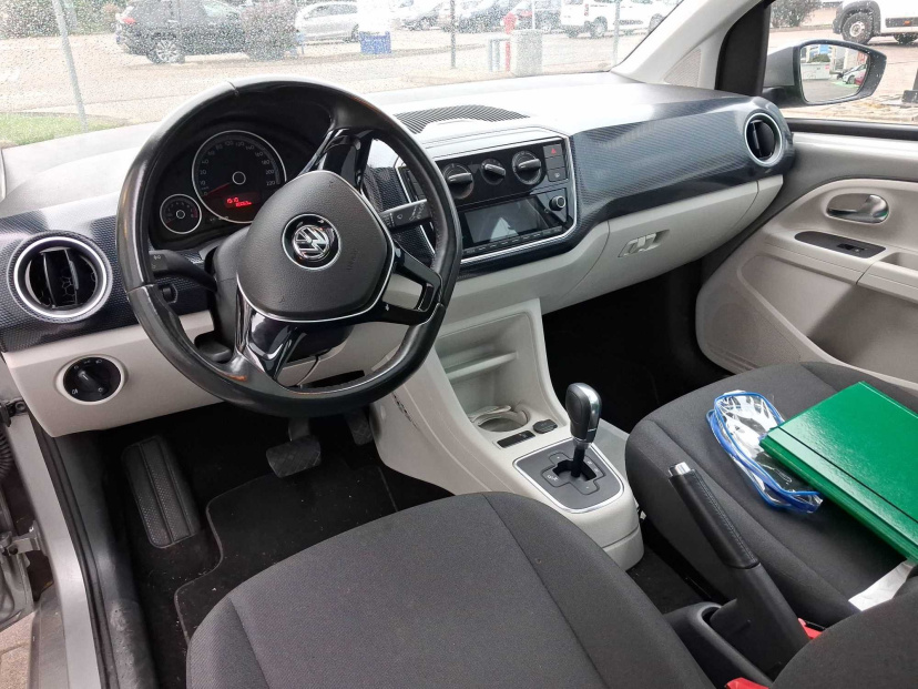 Volkswagen Up!, 2016