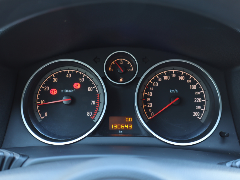 Opel Astra, 2008